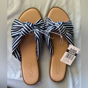 XOXO Ribbon Navy Blue/White Comfy Sandals for Women  Size 8.5